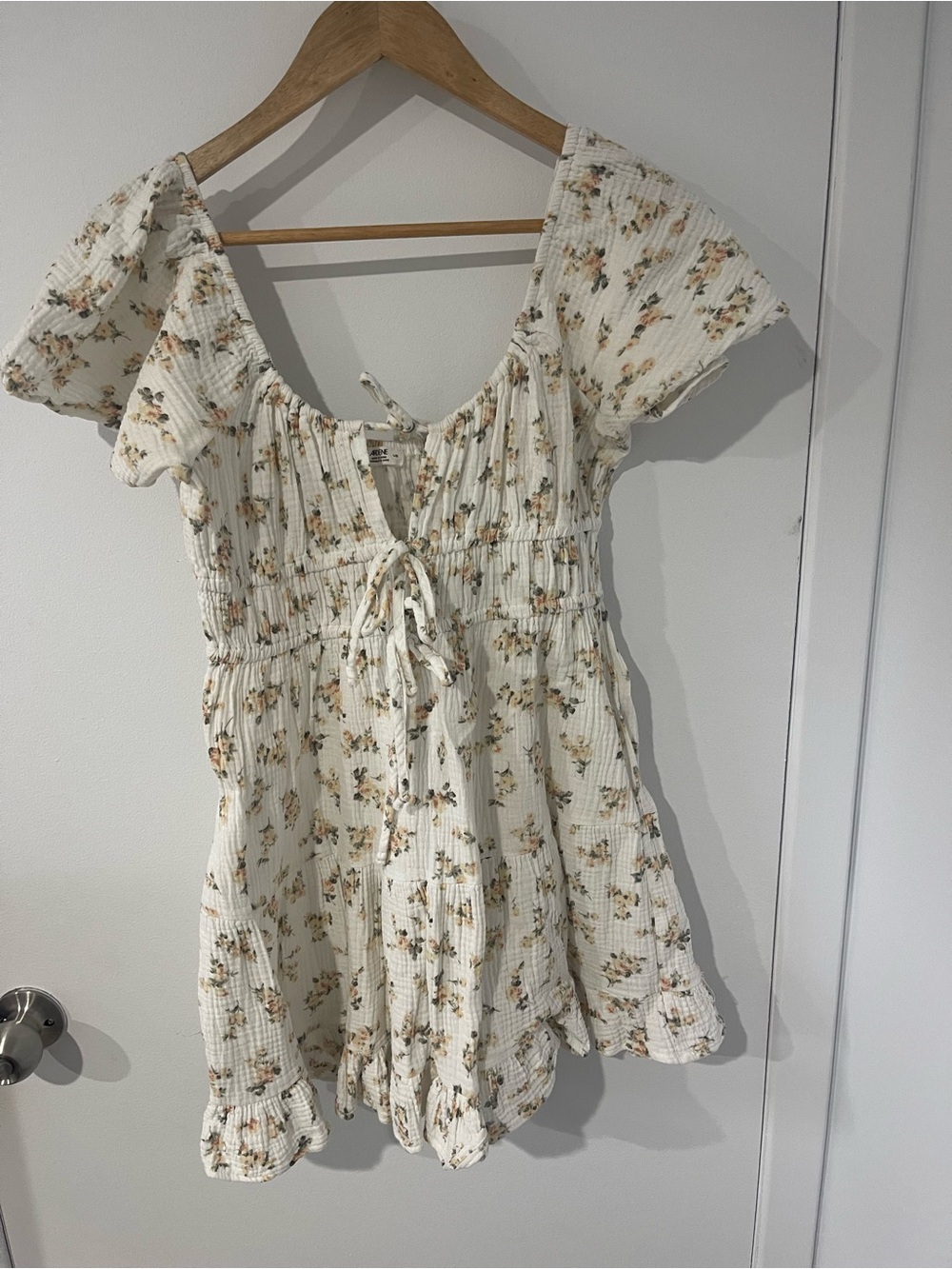Floral Tie-Front Short Sleeve Women’s dress - Cream